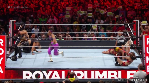 Royal_Rumble_2019_mp40846.jpg