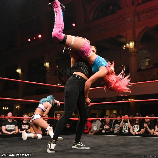 018_NXTUK_Blackpool_01132019at_6270--2ec84bfb75778e0fe07d36c6bb7c3813.jpg