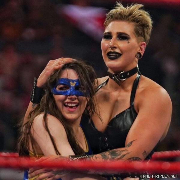 rhearipley_wwe-241846755_381395220299827_4863936475698966060_n.jpg