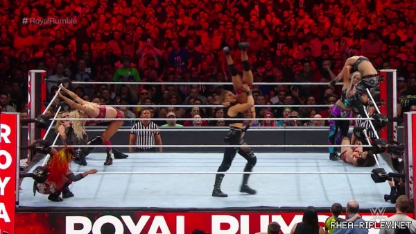 Royal_Rumble_2019_mp40218.jpg